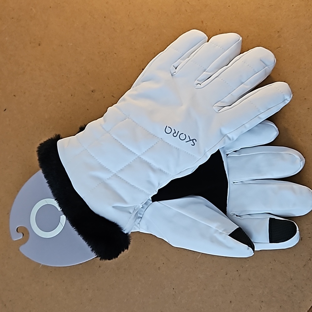 SKORA NWT Ladies Ski Gloves
